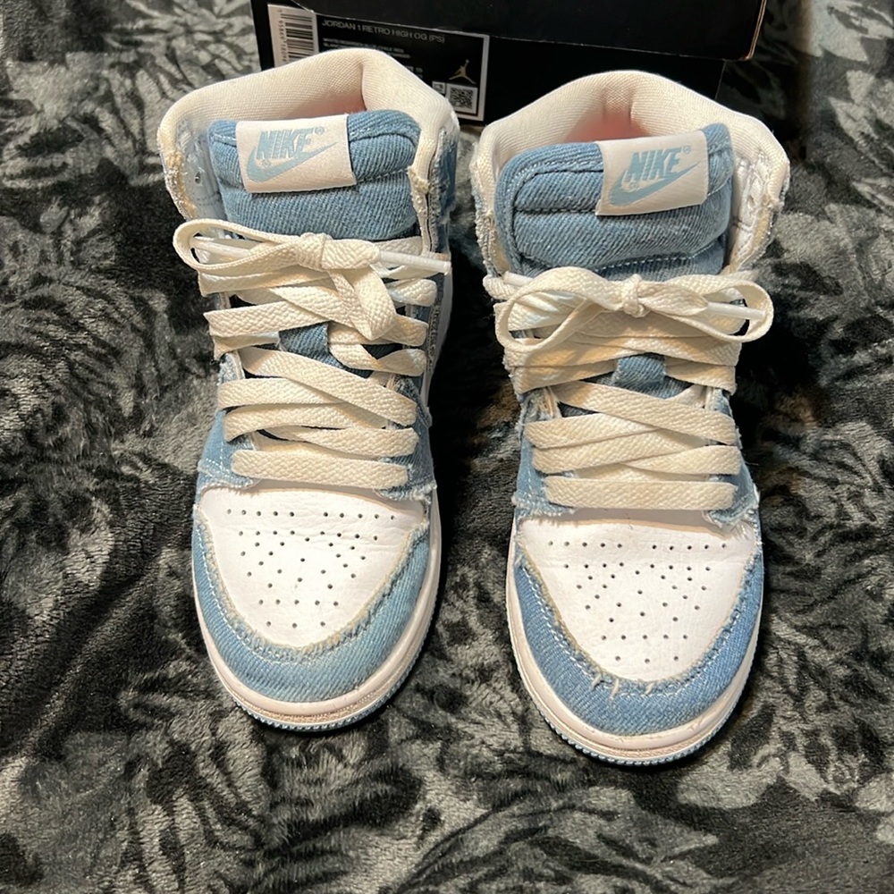 Kids Jordan’s 🩵